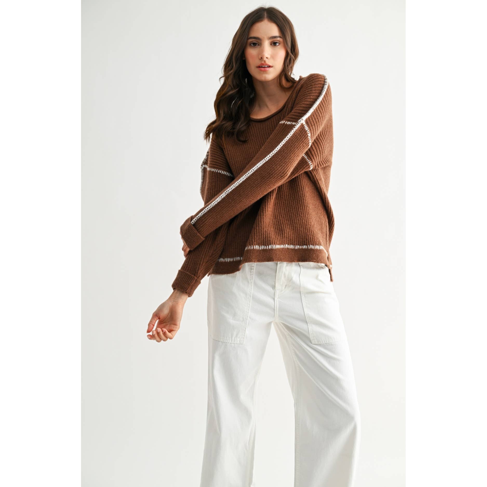 BROWN RIBBED SWEATER WITH CONTRASTING STITCHING