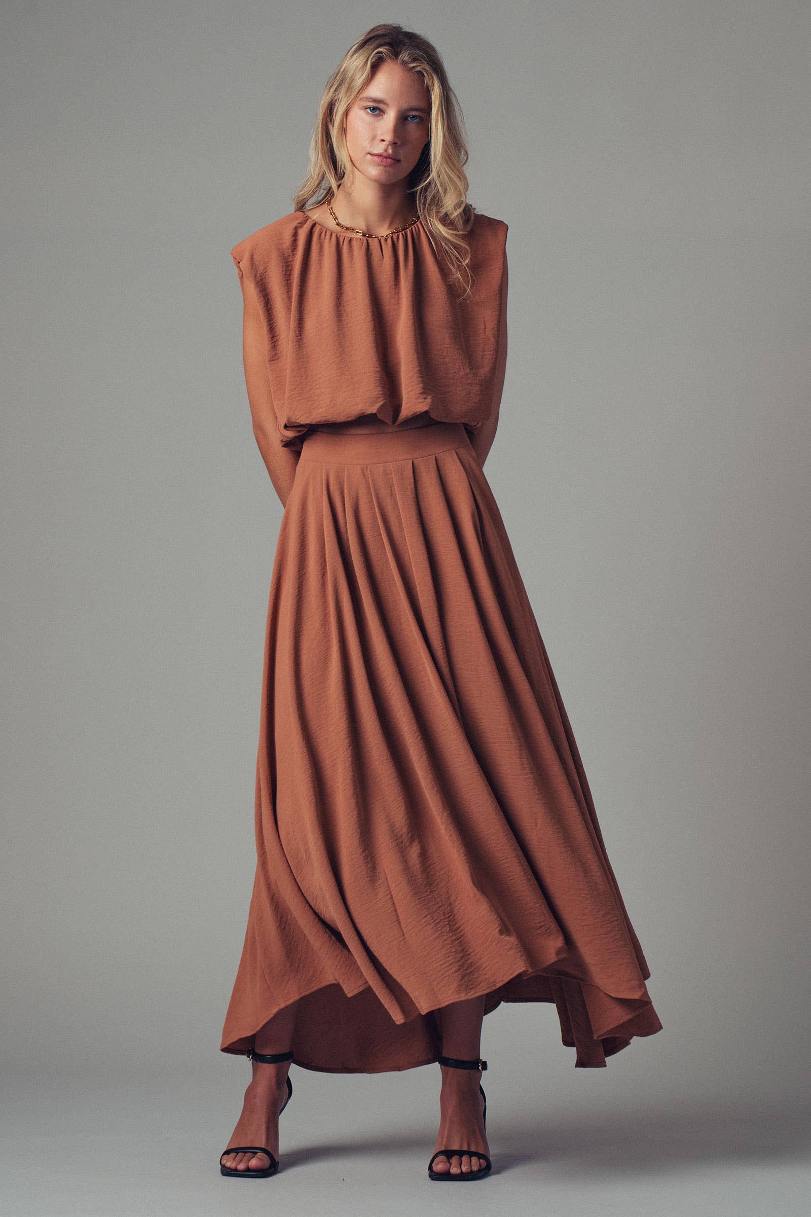 Back Tie Sleeveless Relaxed Top: CAMEL