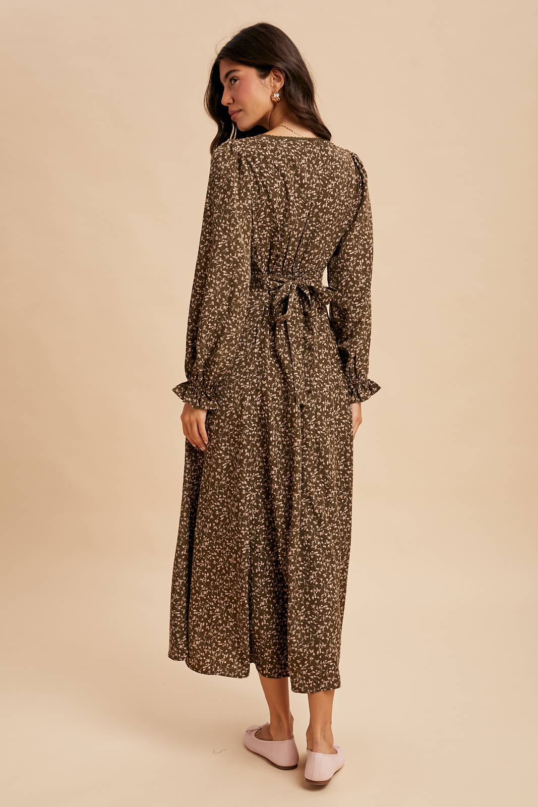 SWEETHEART FLORAL MAXI DRESS: OLIVE / M