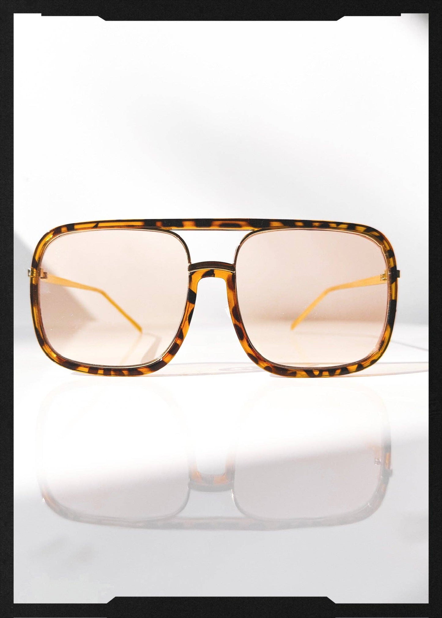 GO WITH THE FLOW STATEMENT SUNGLASSES: Tortoiseshell/Orange