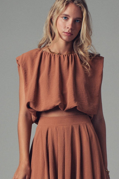 BACK TIE SLEEVELESS RELAXED TOP